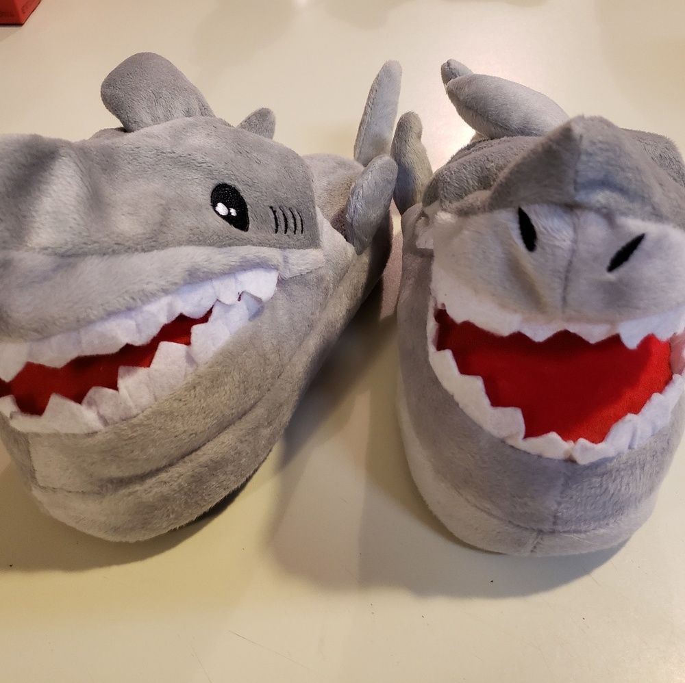 New Stompeez Animated Sharks Plush Slippers